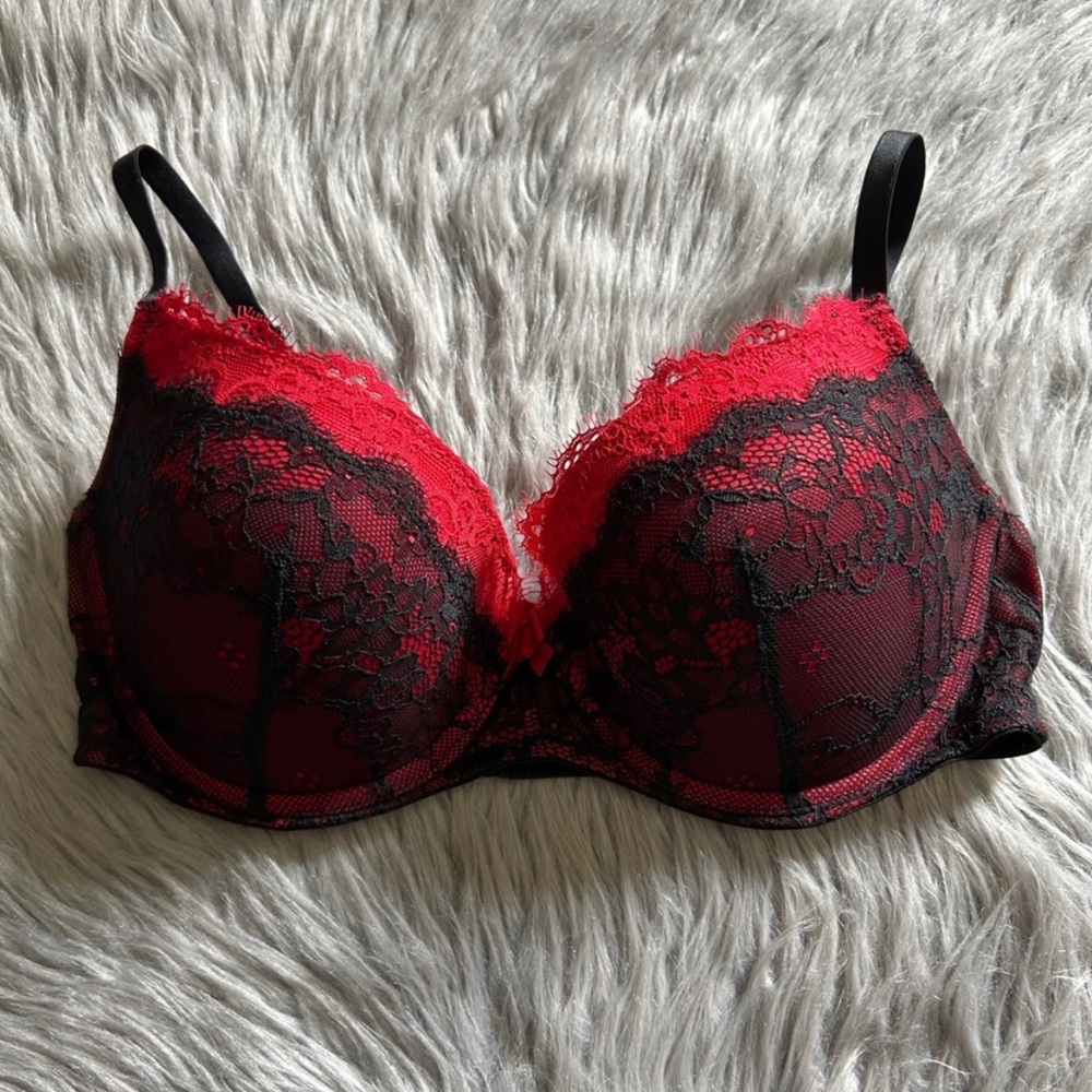 Adore Me Eyelash Bi-Color Lace Push Up Bra - Picture 14 of 15